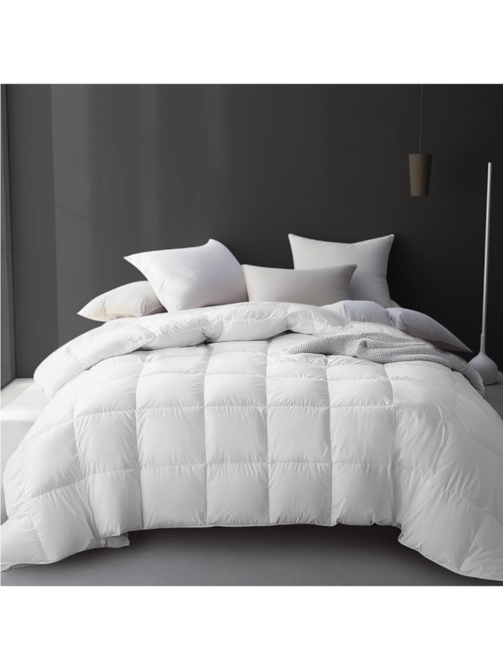 Luxury White Goose Down Comforter | Soft, Cozy, Full/Queen Size Bedding